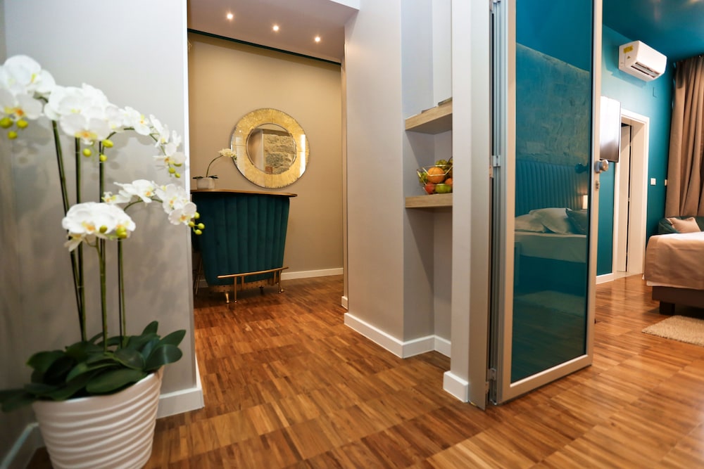 Riva Luxury Rooms 3/79