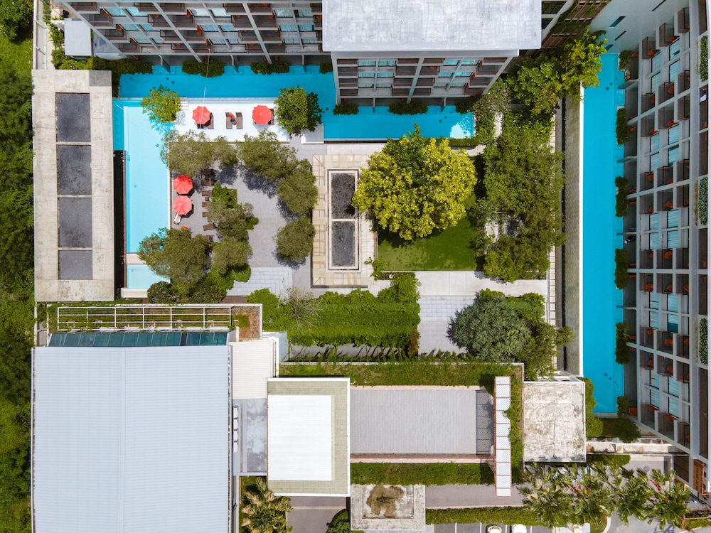 Proud Phuket Hotel in Sa Khu