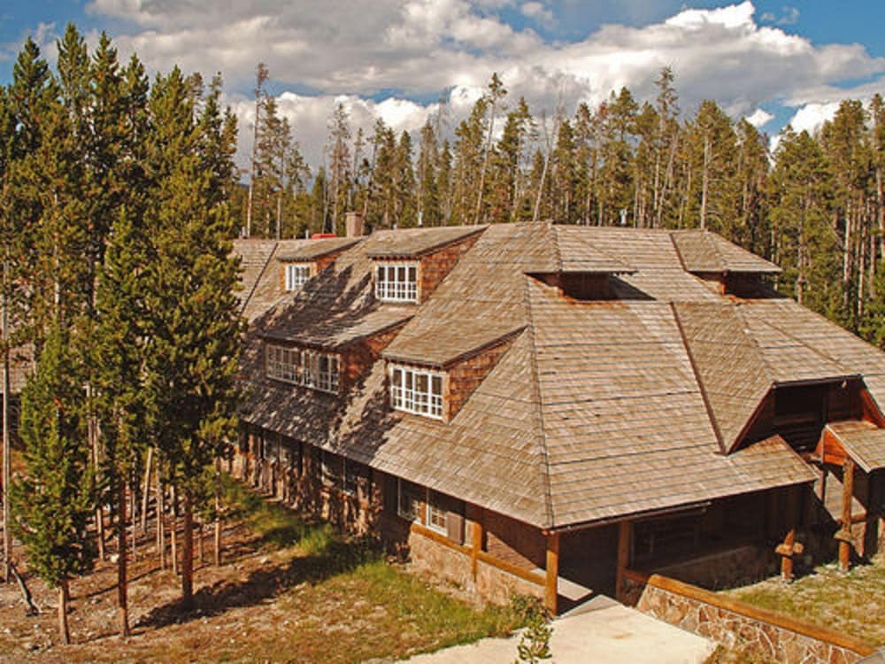 Canyon Lodge & Cabins in YELLOWSTONE - WY