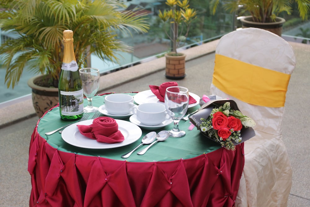 Paradise Spa Hotel 50/62
