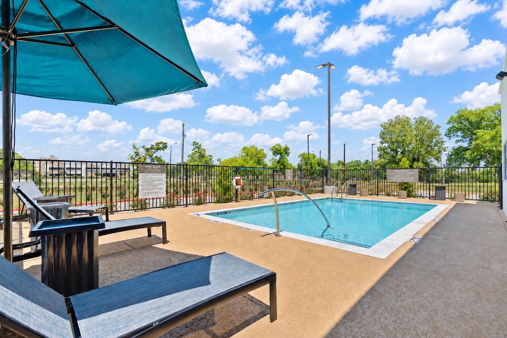 Hampton Inn by Hilton Wharton 25/40
