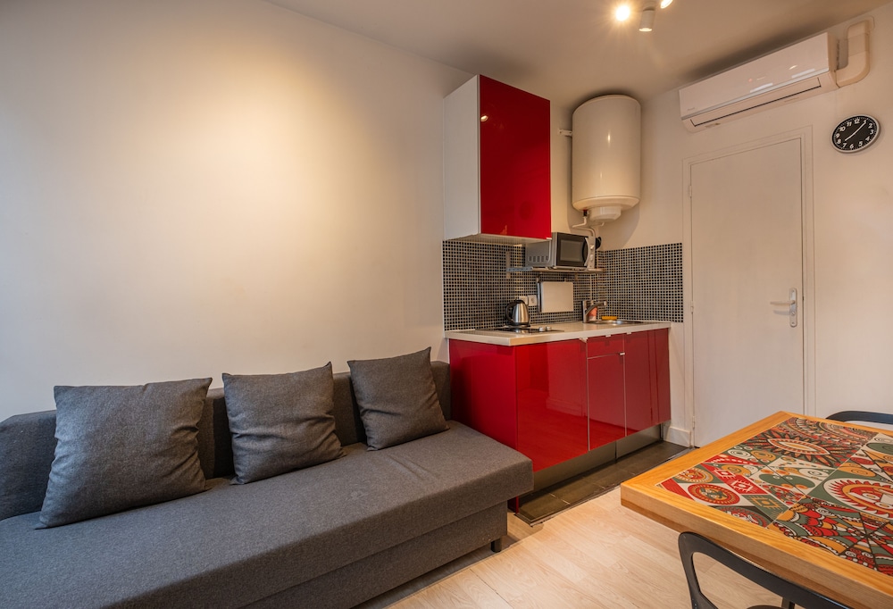 Residence Clignancourt 25/36