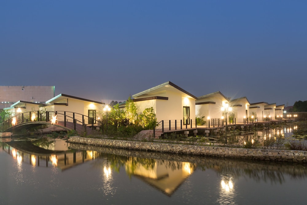 Bua Tara Resort 37/39