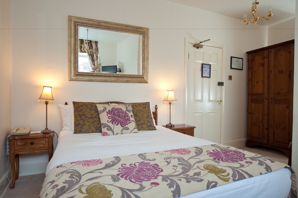 Old Hall Hotel 13/70