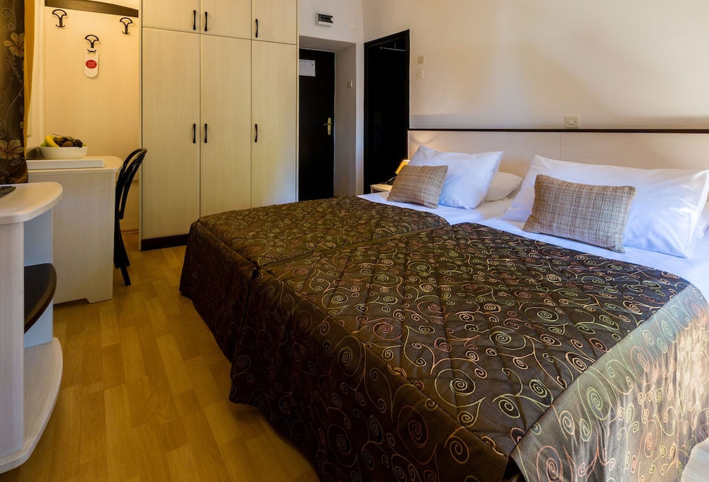 Hotel Kastel 9/30