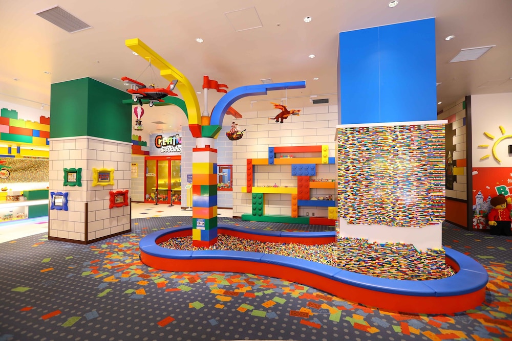 Legoland Japan Hotel 59/68