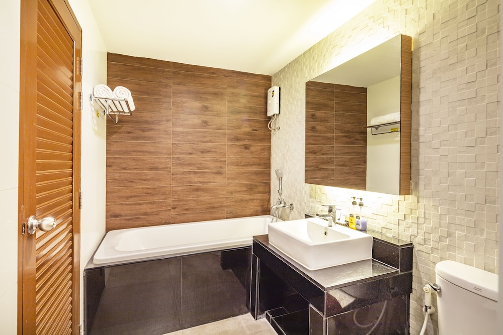 Livotel Hotel Kaset Nawamin Bangkok 68/68