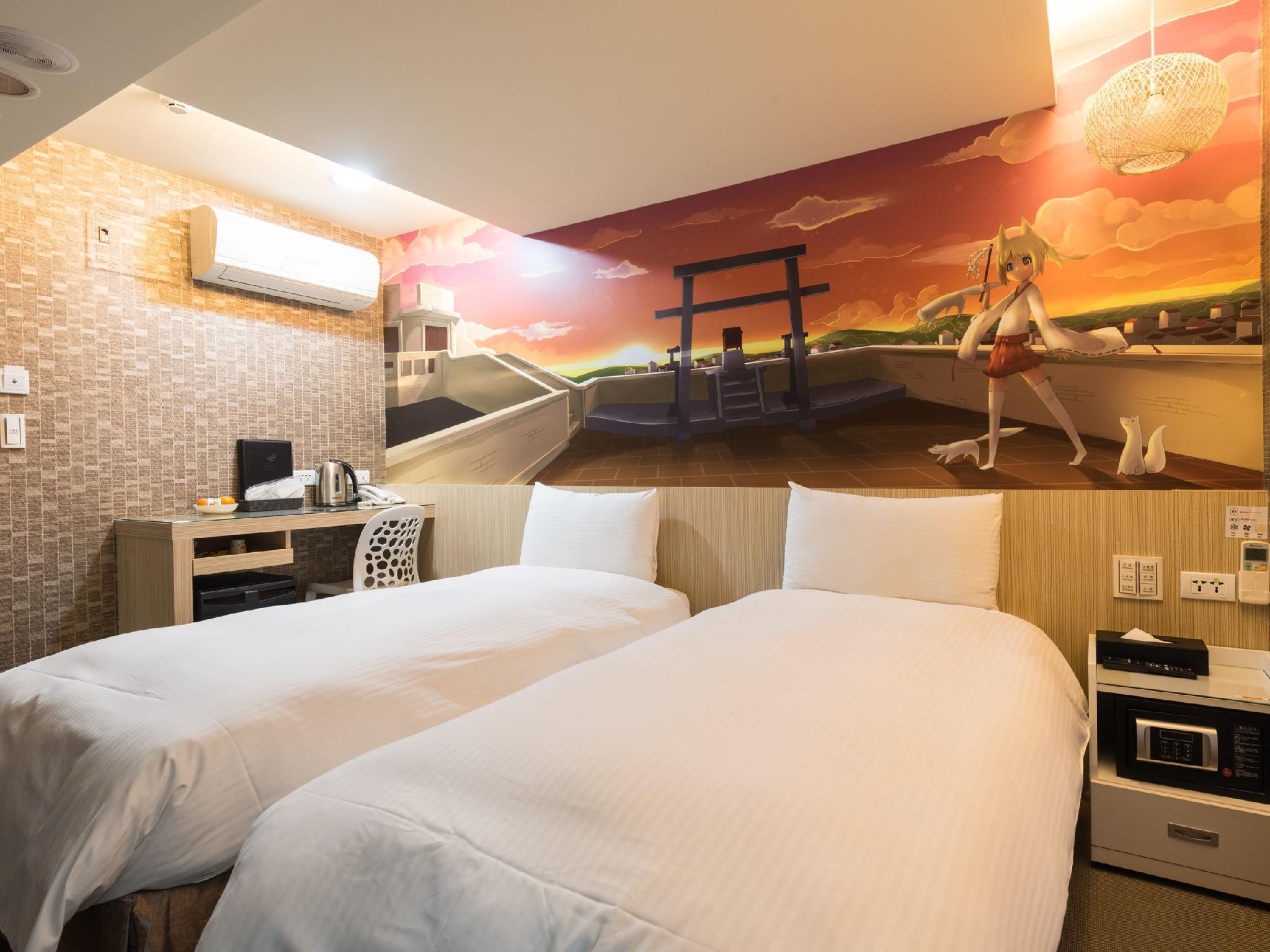 Deluxe, Twin Beds, No Window