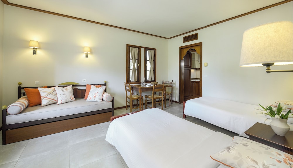 2 BEDROOMS, CLASSIC, SUITE
