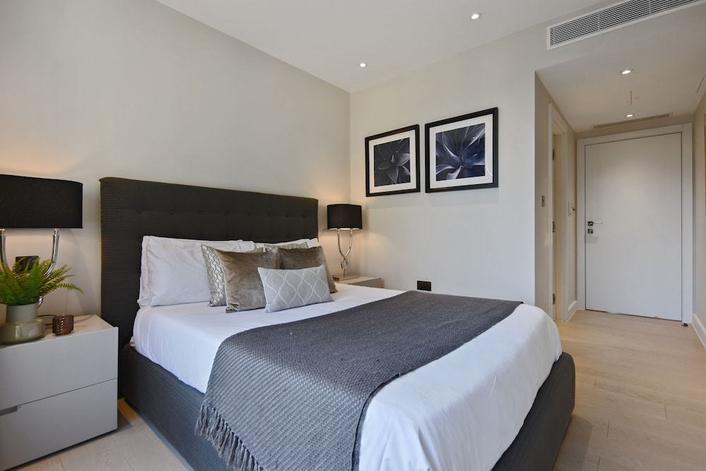 3 BEDROOMS, APARTMENT