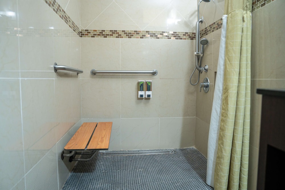 Americas Best Value Inn Ft. Myers 49/49
