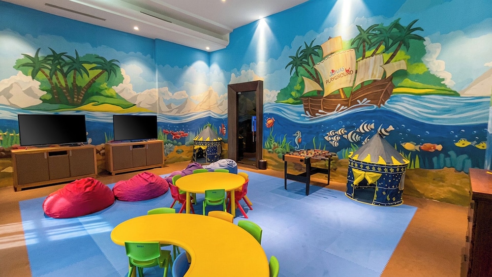 Wyndham Panbil Batam 97/105