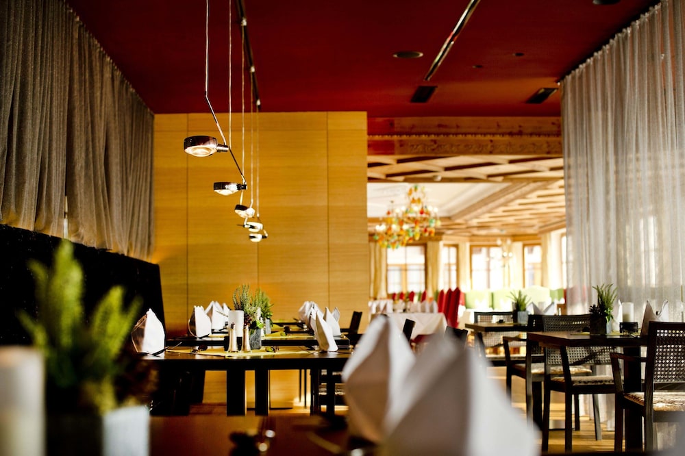 Hotel Schwarzbrunn 56/67