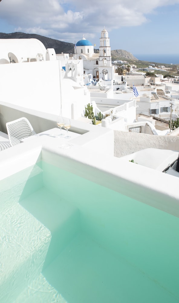 Santorini Dreams Villas 47/50