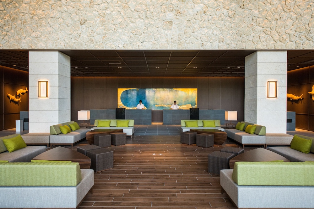 Hyatt Regency Seragaki Island Okinawa 45/72