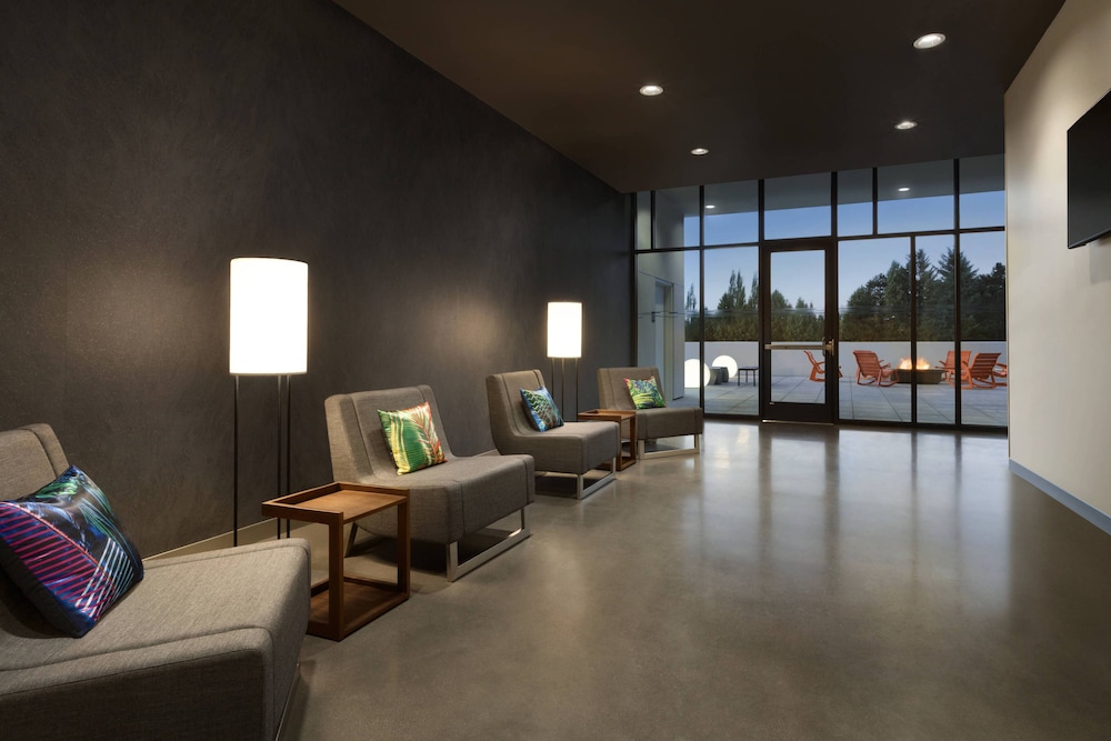 Aloft Hillsboro-Beaverton 21/26