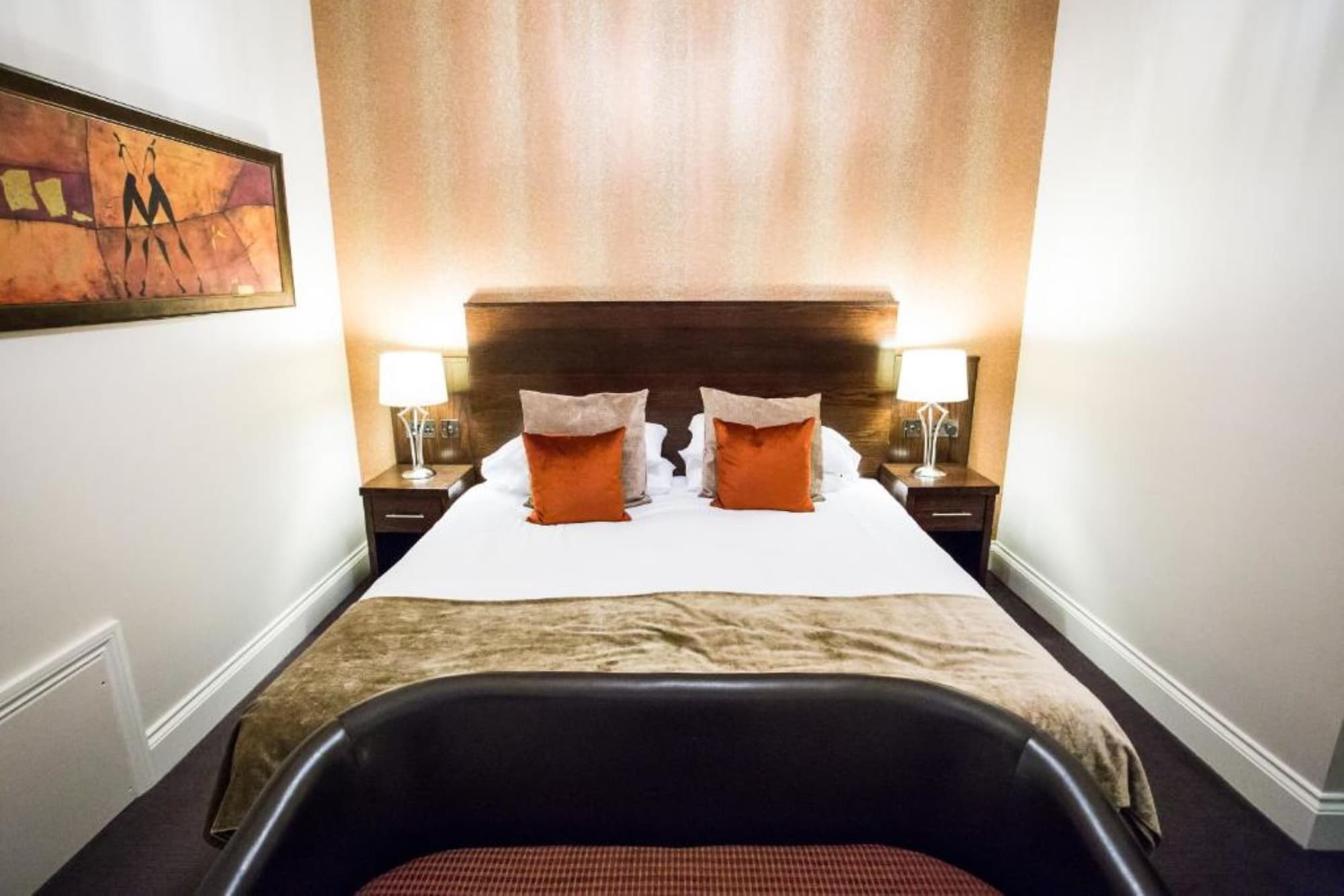 غرفة قياسية بسرير كوين، Duke Of Edinburgh Hotel 6/8