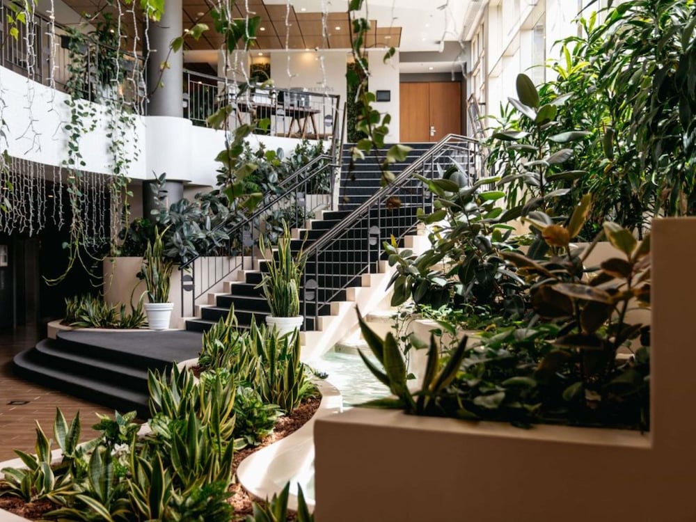 Mercure Sydney Parramatta 45/50