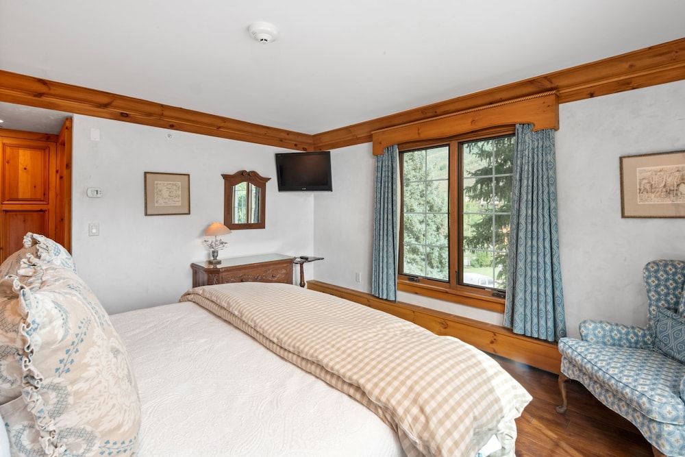 2 Bedrooms, Condo, Superior, 2 King Beds, 2 Bunk Beds, Mountain Side, Sofa, Terrace