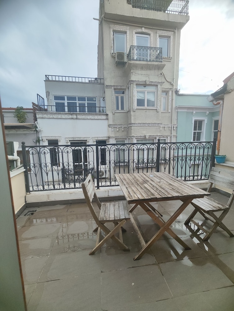 Frame Galata Hotel 2/36