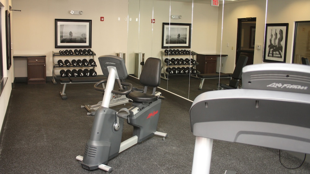Holiday Inn Express Suites La Vale Cumberland 41/59