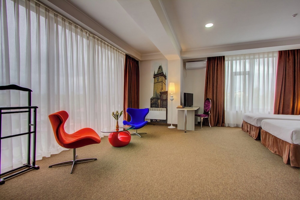 Bridges Hotel 46/50