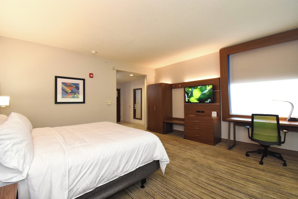 Standard, King Bed, Accessible
