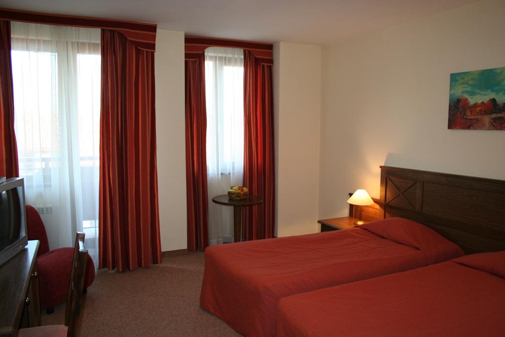 Evelina Palace Hotel 11/49
