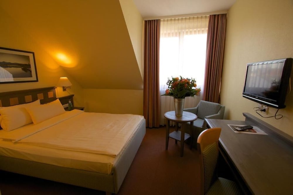 Hotel Zum Lowen 7/61