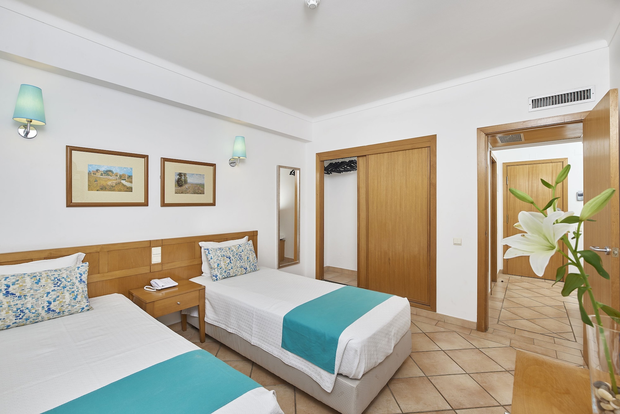 1 BEDROOM, APARTMENT, BALCONY