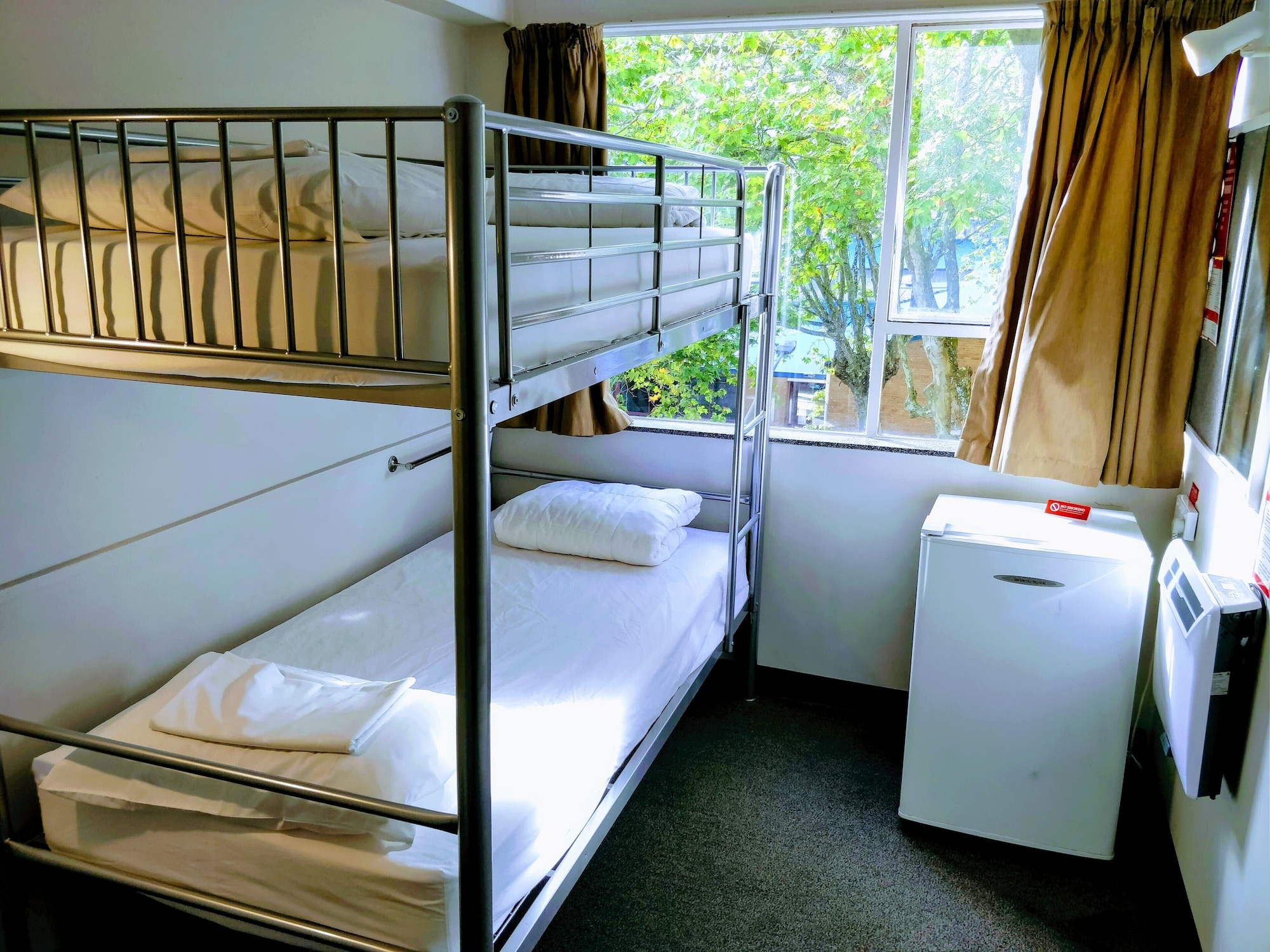 MALE DORM, BASIC, CITY VIEW