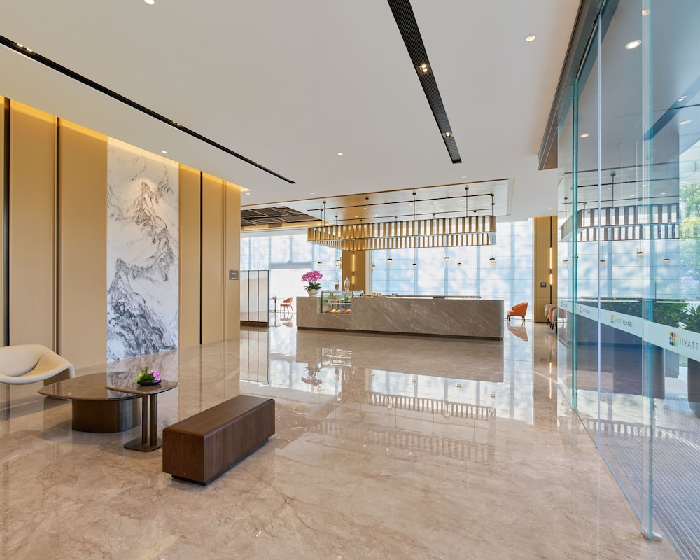Hyatt Place Shenzhen Longgang 10/42