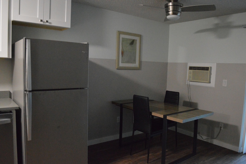 Interurban Suites Hotel, a Dazzler Select by Wyndham 47/69