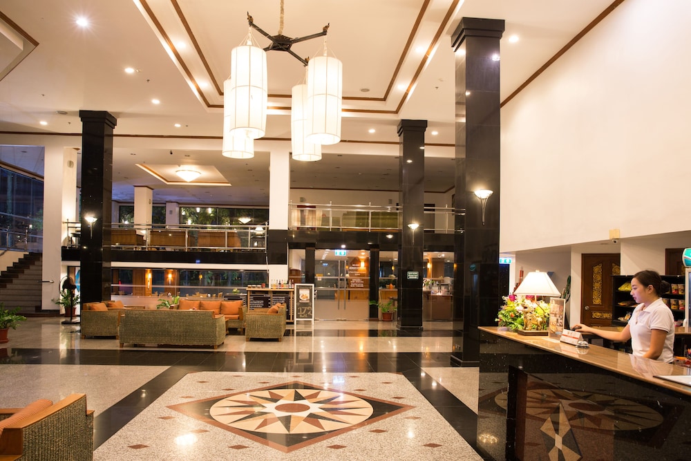 Lobby at C H Hotel, CHIANG MAI