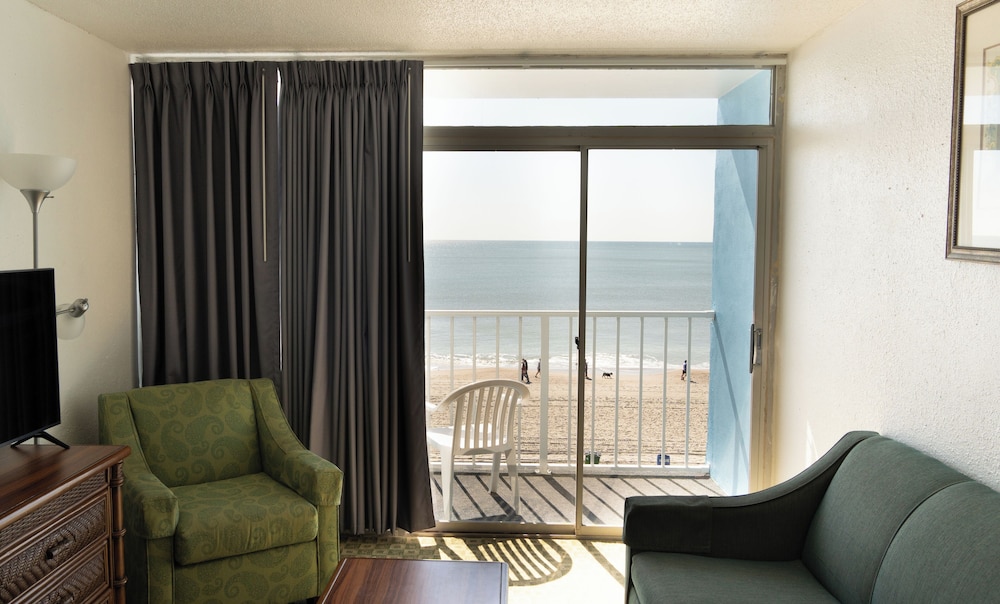 Beach Club At Montego Inn 45/66