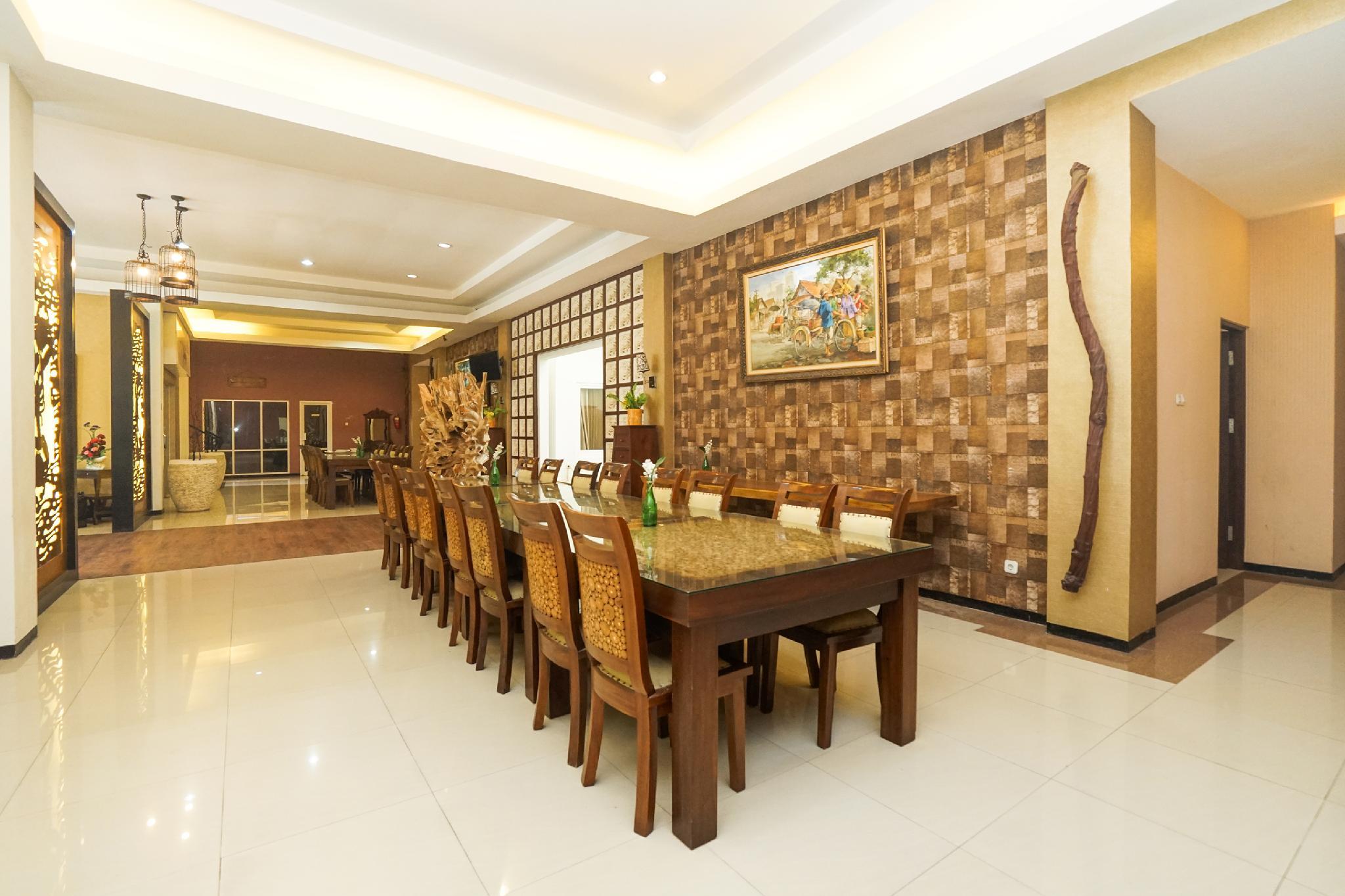Oyo 282 Putri Utari Guest House 5/31