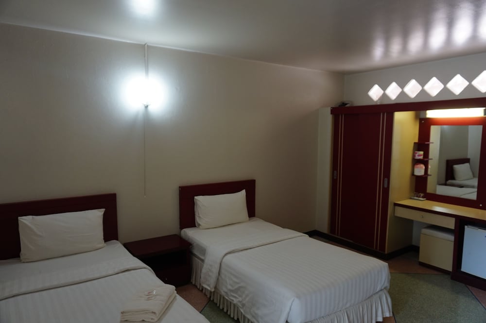 Srisomthai Hotel 14/66