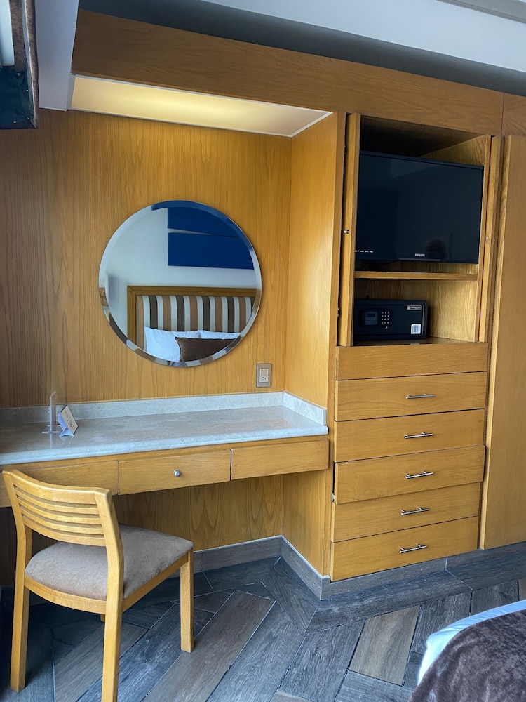 Suites del Angel 34/65