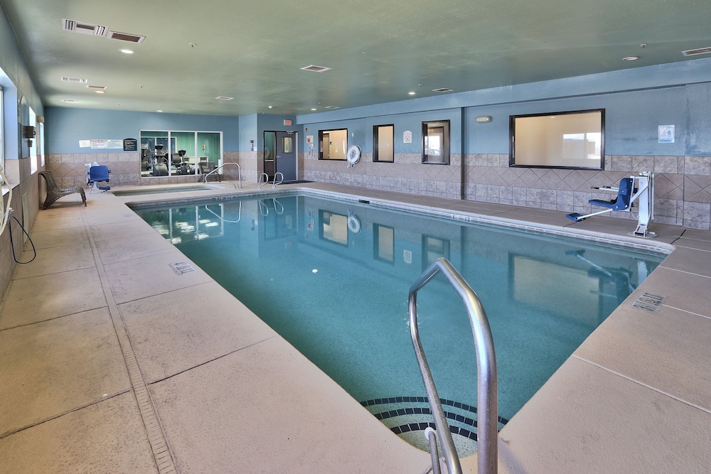 Holiday Inn Express Hotel And Suites Portales 39/70