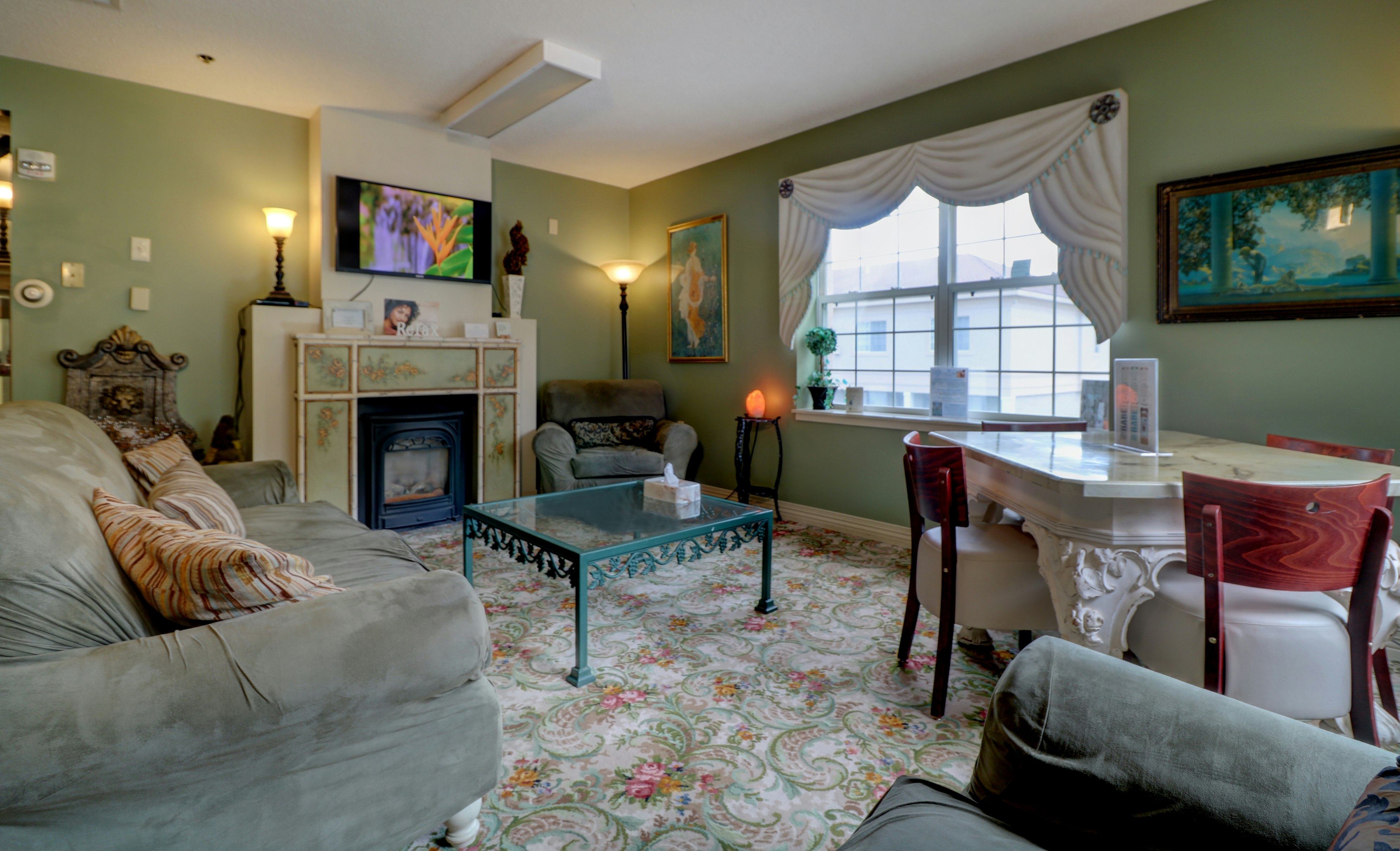 Senator Inn & Spa 25/50