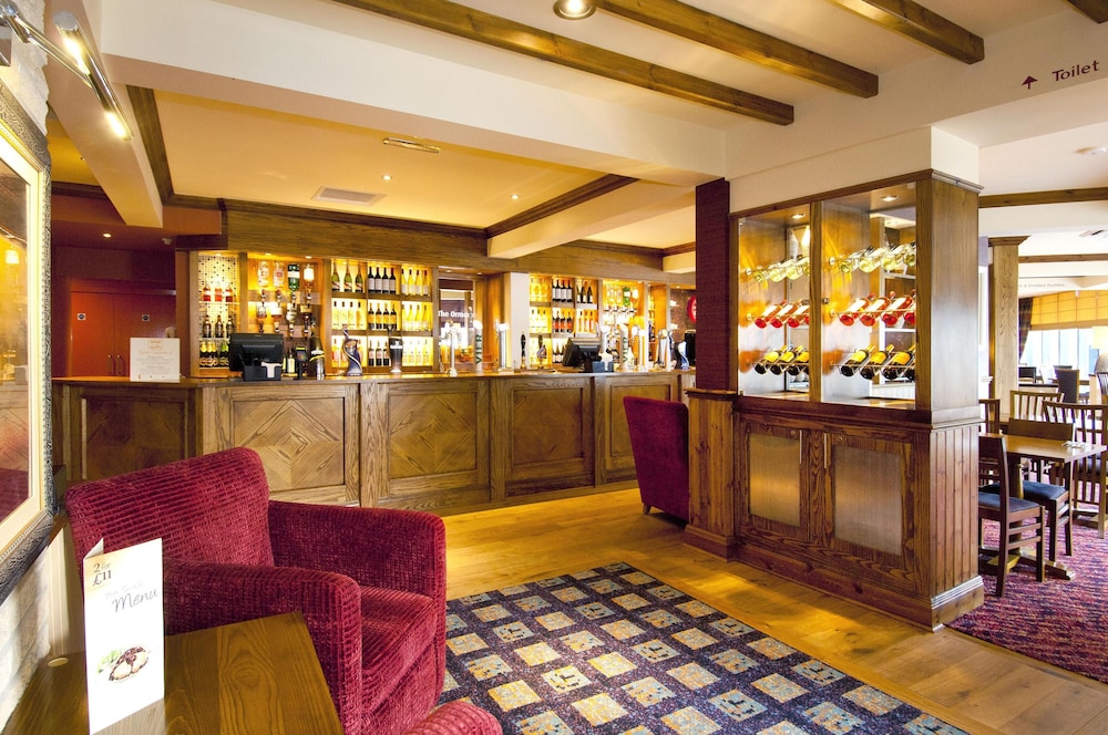 Premier Inn Newmarket Hotel 8/42