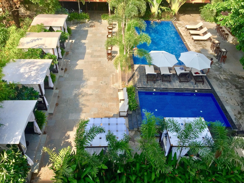 SinQ Beach Resort 5/52