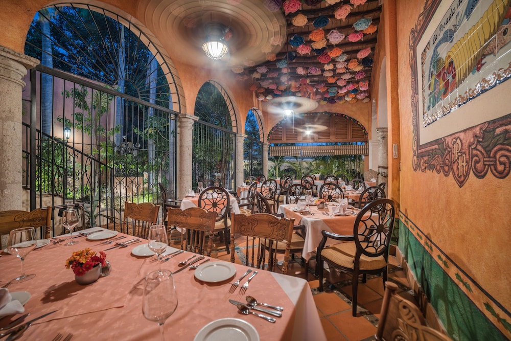 Posada Del Hidalgo 35/50