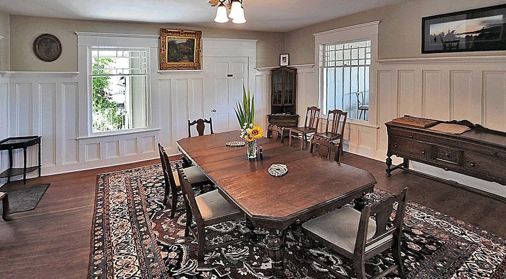 Friday Harbor Grand B&B 47/55