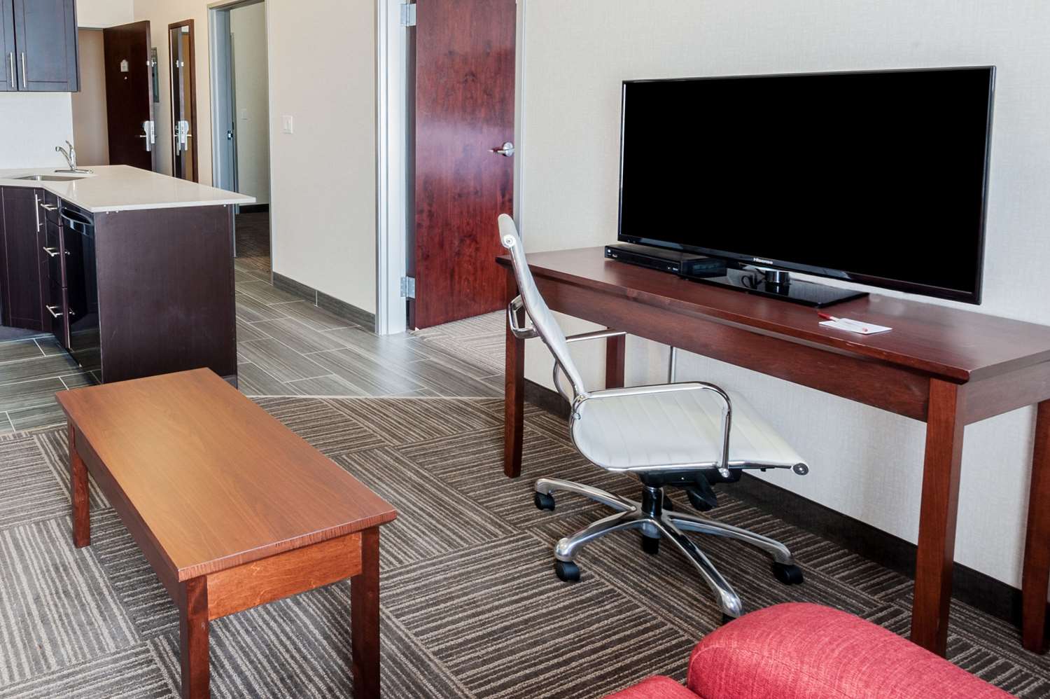 Ramada by Wyndham Moose Jaw 7/10