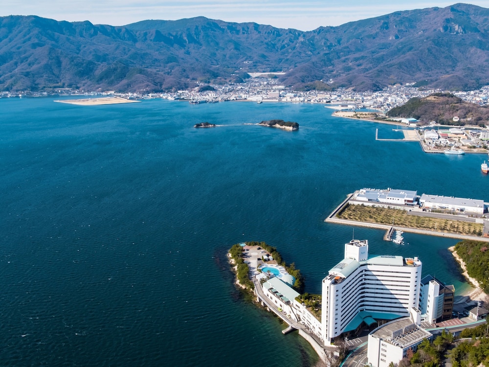 BAY RESORT HOTEL SHODOSHIMA 67/68