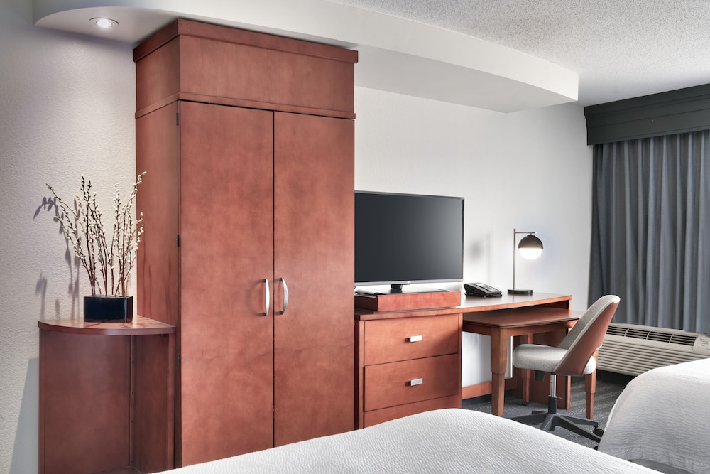 Courtyard Marriott Johnson City 54/59