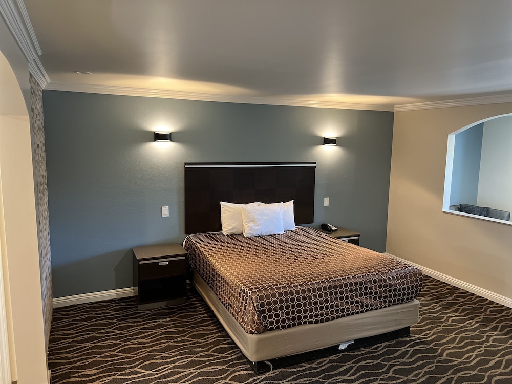 Walnut Inn & Suites 15/44