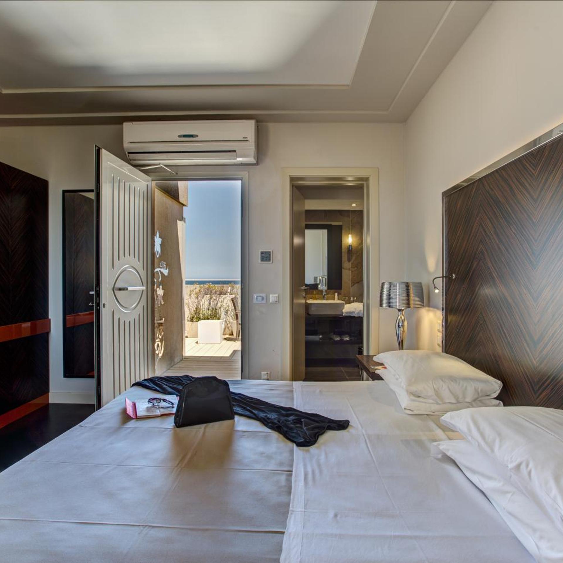 Hotel Byron Rimini 8/50