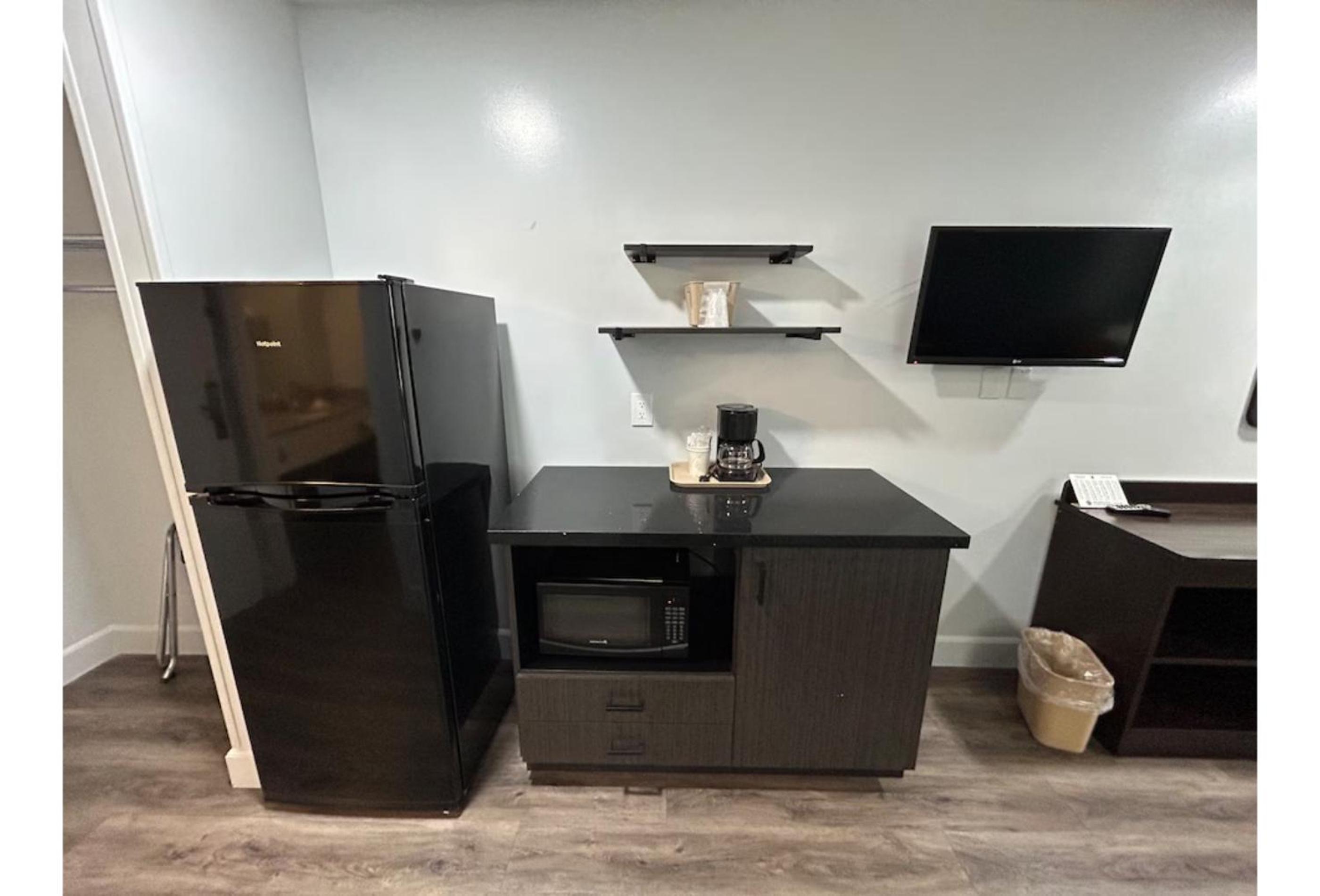 Studio6 Suites Hesperia, CA - West Main Street - I-15 27/33